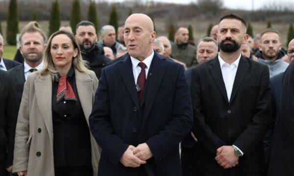 Haradinaj nga Prekazi legjendar: Nderojmë nëntorin e shqiptarëve – t’i dalim zot Kosovës