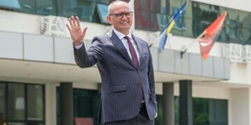 Labinot Tahiri kërkon që Agim Aliu të propozohet për kryetar të PDK-së