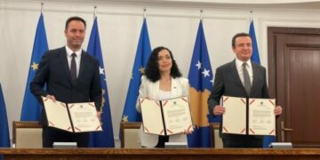 Aplikimin e Kosovës për anëtarësim në BE e mbulon pluhuri, shtete anëtare kërkojnë përparim në disa fusha, përfshirë Dialogun