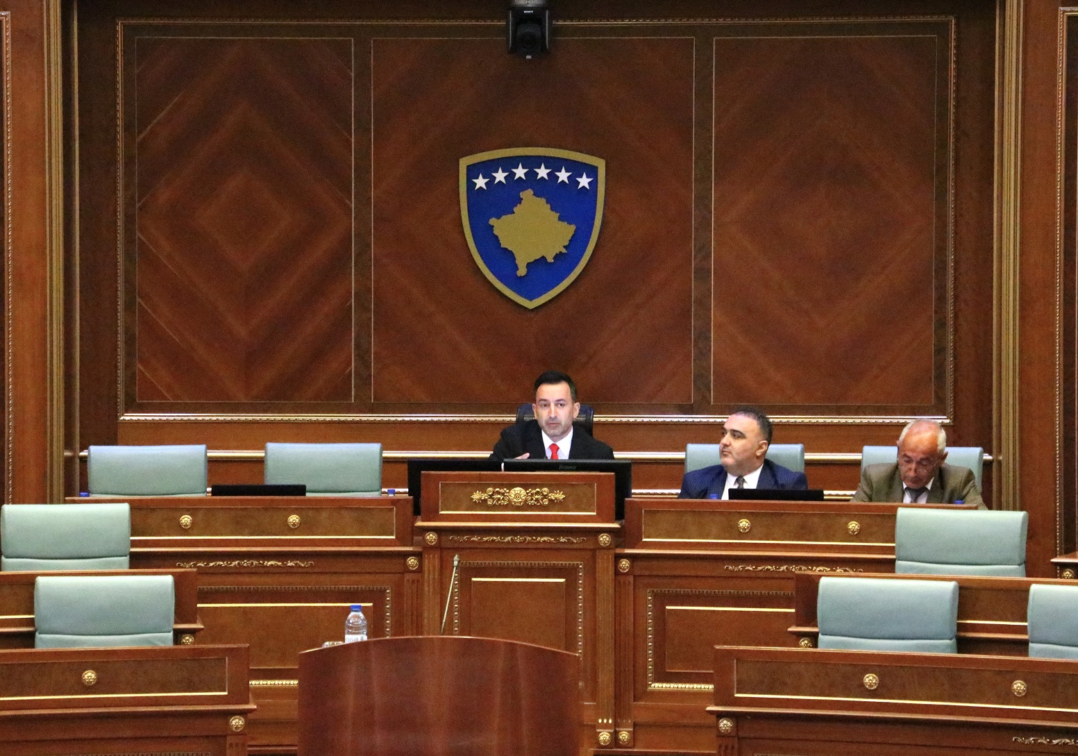 IKD: Seanca e sotme cenon rendin kushtetues dhe juridik si dhe procedurat parlamentare në Republikën e Kosovës