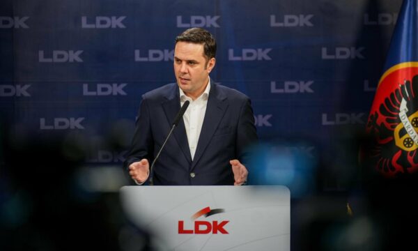 Abdixhiku thërret konferencë për media, s’dihet arsyeja