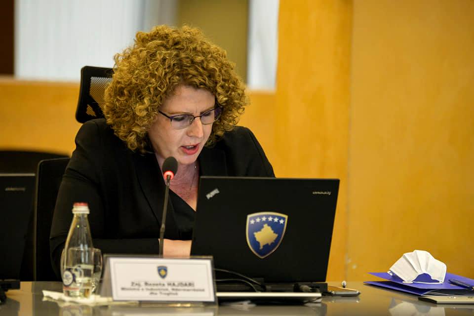 Rozeta Hajdari deklarohet “e gjendjes së varfër ekonomike”, përkundër pagës prej 1 mijë 749 euro