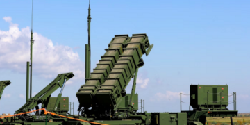 Rumania nënshkruan marrëveshje për blerjen e sistemeve franceze të mbrojtjes ajrore