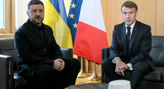 Macron pret të hënën në takim Zelenskyn