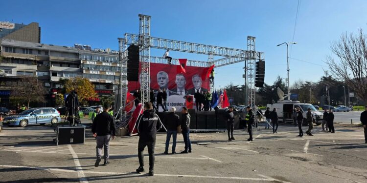 Shkupi ka nisur të bëhet gati për protestën në mbështetje të ish-krerëve të UÇK-së