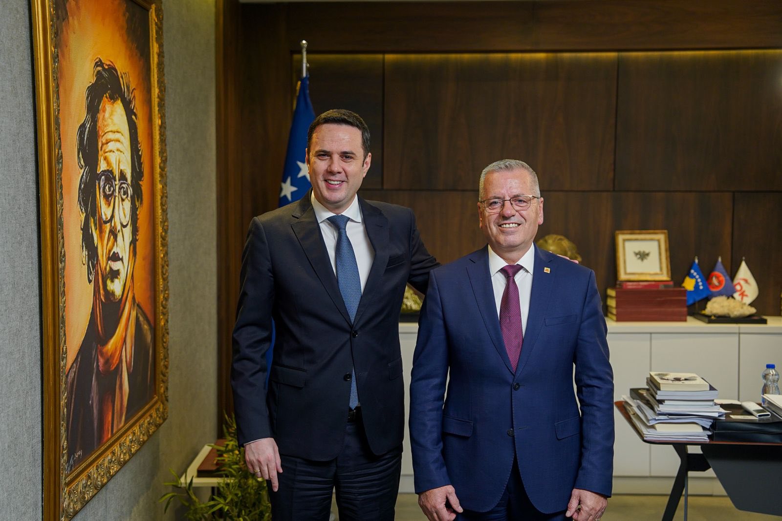 Abdixhiku prezanton aderimin e radhës, është një Gjeneral Major