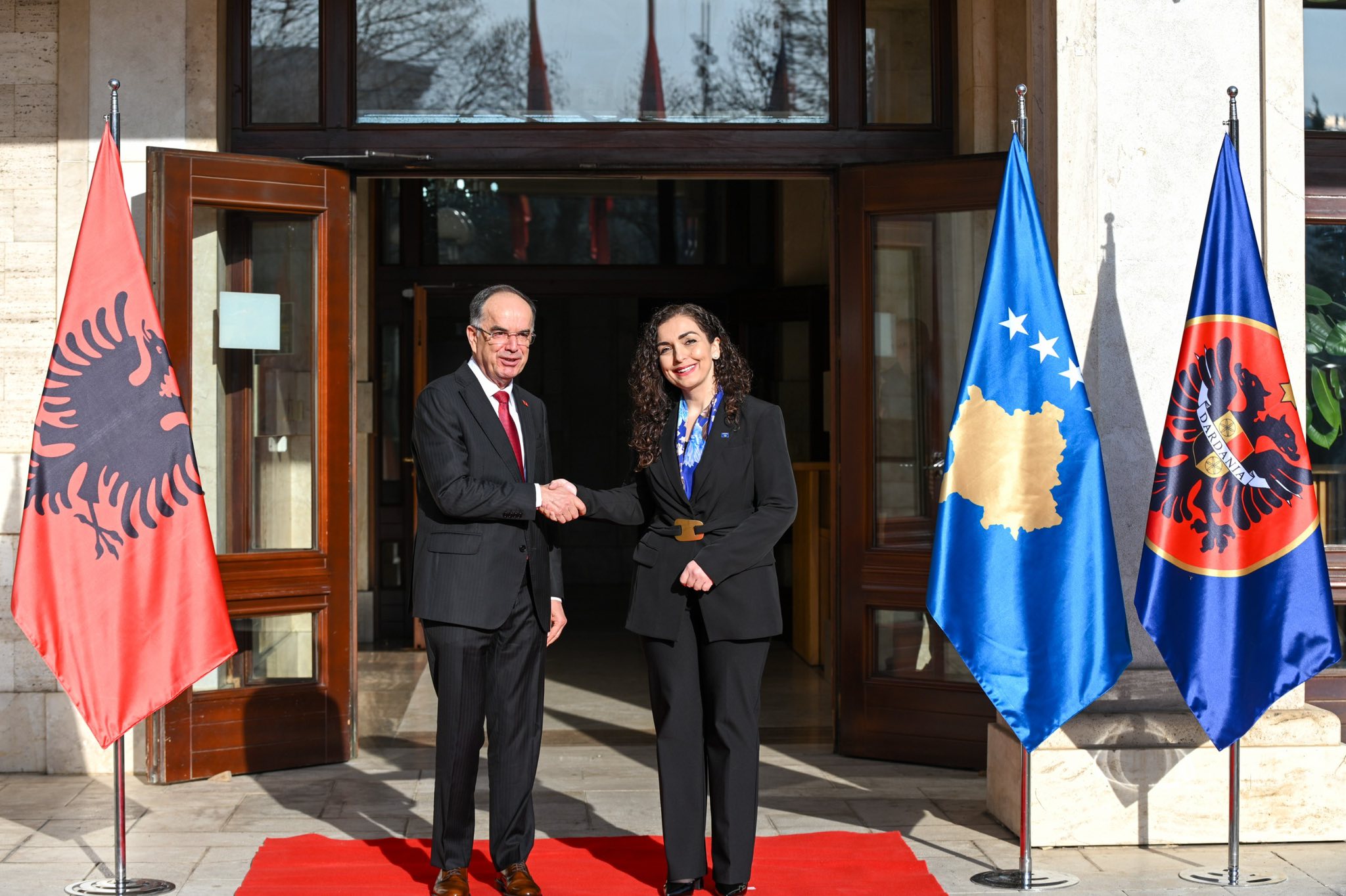 “Kosova dhe Shqipëria të jenë gjithmonë pranë njëra-tjetrës”/ Takohen Osmani dhe Begaj
