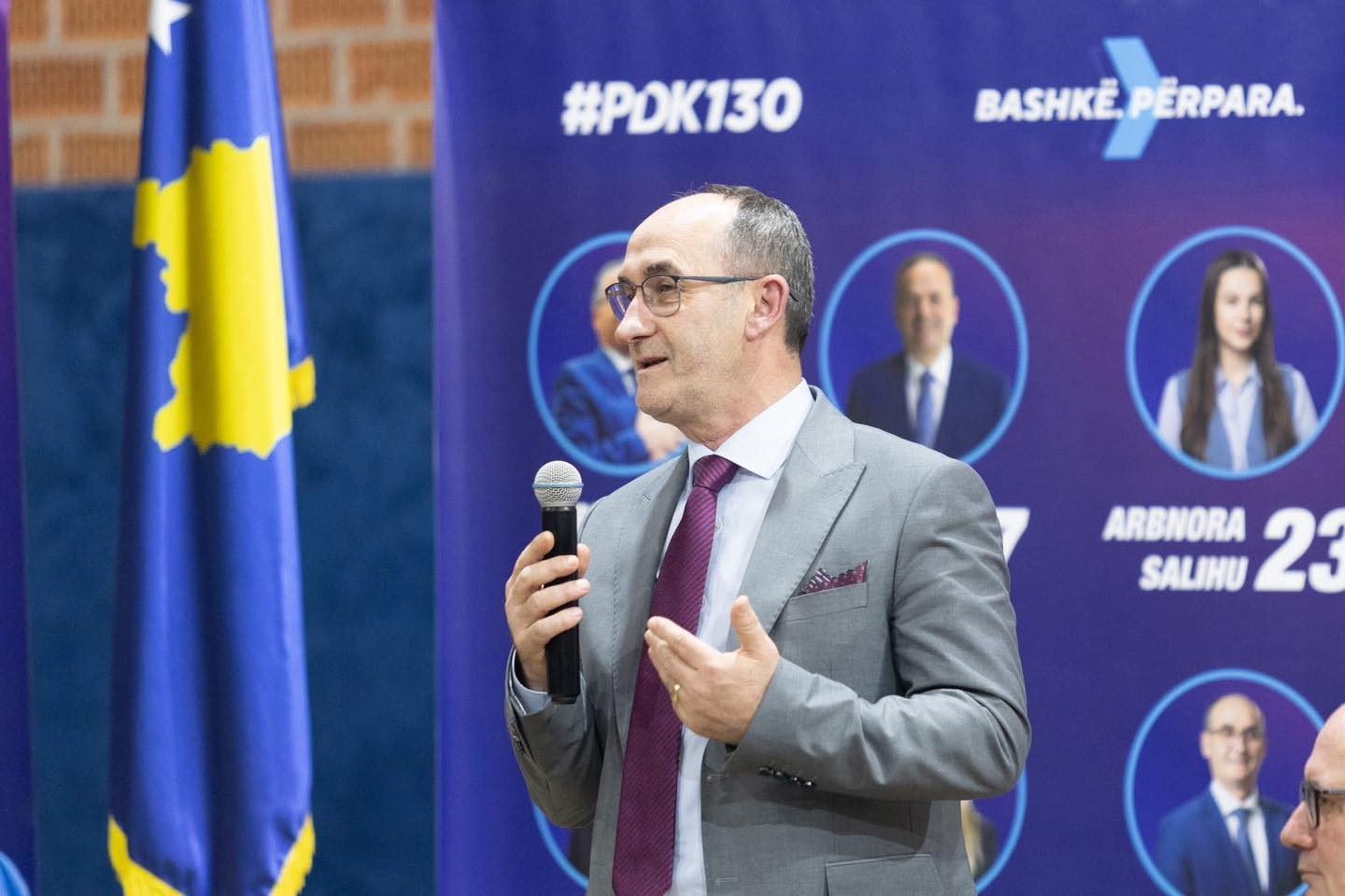 45-shi i PDK-së, Lulzim Aliu merr përkrahje të fuqishme në vendlindjen e tij në Ferizaj