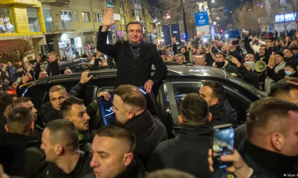 “Albin Kurti fitoi falë të ardhurve nga diaspora”, si u raportua në shtypin gjerman për zgjedhjet e 28 dhjetorit