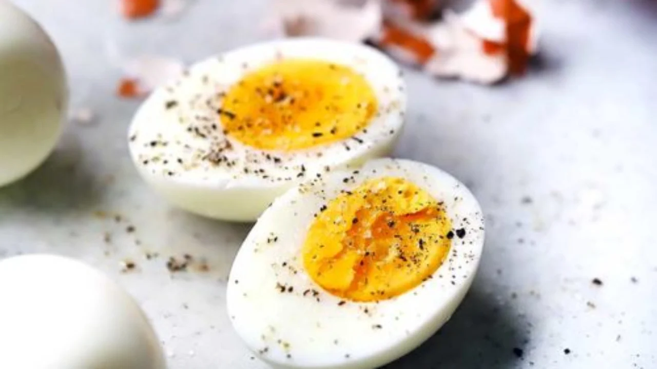 Çfarë ndodh nëse hani çdo ditë vezë të ziera?