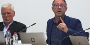 Anëtari i VV-së në KQZ u tregon diplomatëve të huaj se cili do duhej të ishte shqetësimi i vërtetë i tyre