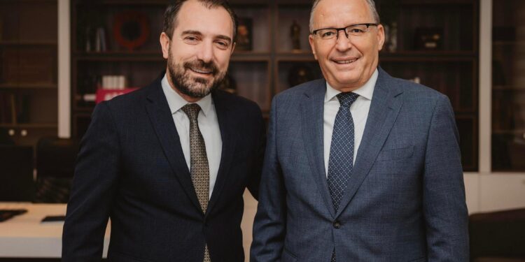 Profesori dhe ish ministri, Muzafer Shala, kandidat për deputet nga PDK, Hamza me vlerësim maksimal për të