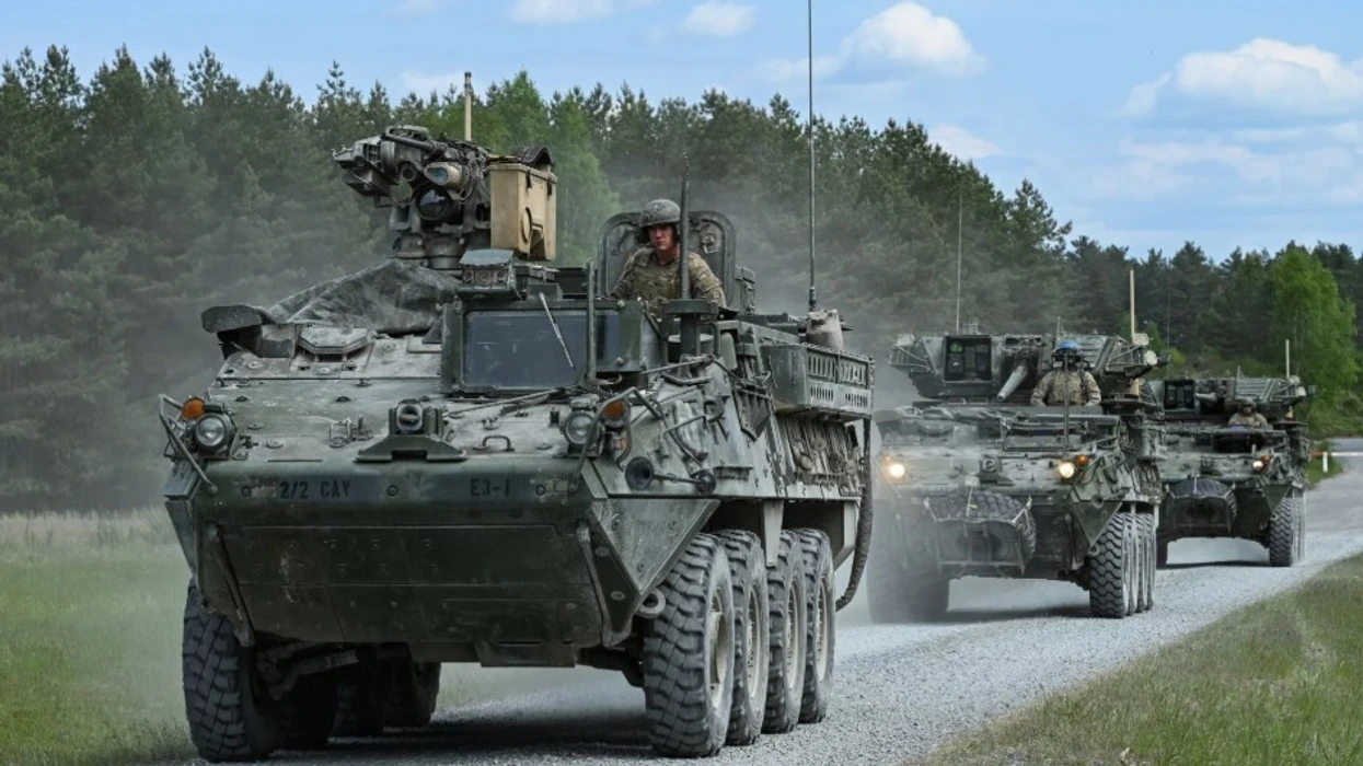 SHBA-të i ofruan Polonisë 250 automjete të blinduara Stryker për 1 dollarë