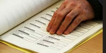 Mblidhet KQZ-ja – Pritet certifikimi i kandidatëve, listës votuese dhe vendimi për qendrat e votimit në përfaqësitë diplomatike