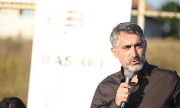 Berat Lahu publikon dokumentin që dëshmon se kompania e Vuk Hamoviqit u licencua nga ZRRE’ja më 2021-ën