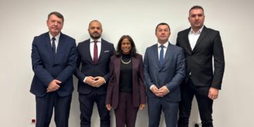 Prattipati takon kryetarët e komunave në veri: ShBA-ja pret qeverisje transparente dhe shërbime të barabarta për të gjitha komunitetet