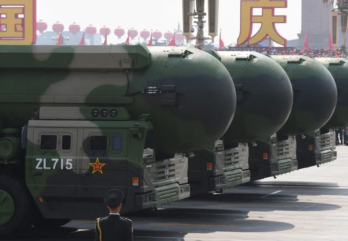 Raporti i Pentagonit: Kina me gjasë ka ngarkuar në silose mbi 100 raketa ndërkontinentale