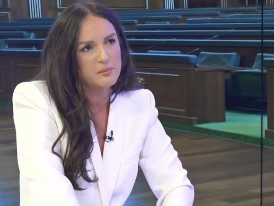 E degraduan në pozitë, Blerta Foniqi fiton betejën me RTK-në: Inspektorati urdhëron që ajo të kthehet si redaktore në lajmet qendrore