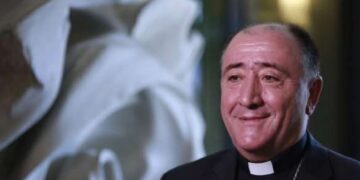 Dodë Gjergji për Krishtlindje: Të kontribuojmë drejt një stabiliteti të qëndrueshëm politik