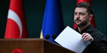 Zelensky zbulon draftet për fundin e luftës