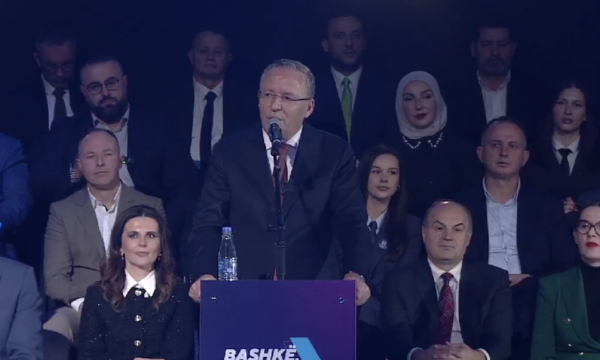 Bedri Hamza në përmbylljen e fushatës: Nesër vendoset fati i Kosovës