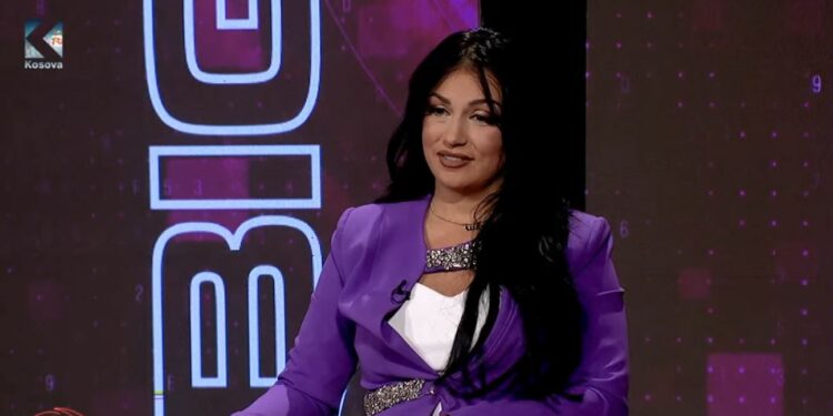 “Oj silikone, oj botokse”/ Debat i ashpër mes Shkurtës dhe Xhenetës