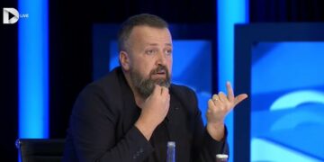 Hoxha: Kurti, prej 9 shkurtit e deri dje kurrë nuk u ndalë