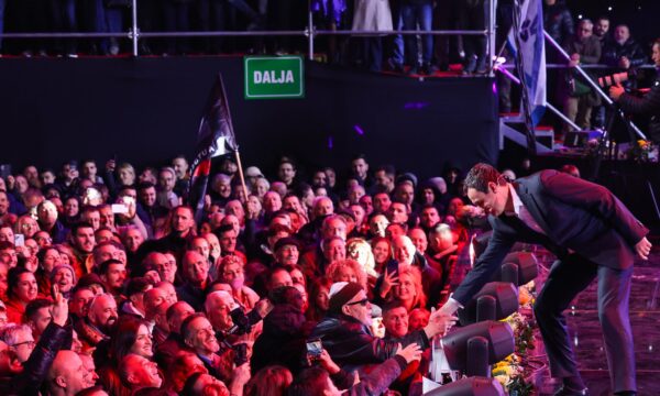 Corriere della Sera: “Che”-ja fiton shumicën, kosovarët e ardhurojnë ende populizmin e tij, të rinjtë emigrojnë, korrupsioni mbetet…