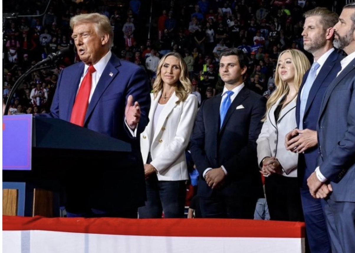 Newsmax Balkans mëson: Trump është gati të ndërpresë financimin e gjykatave ndërkombëtare, edhe në Ballkan