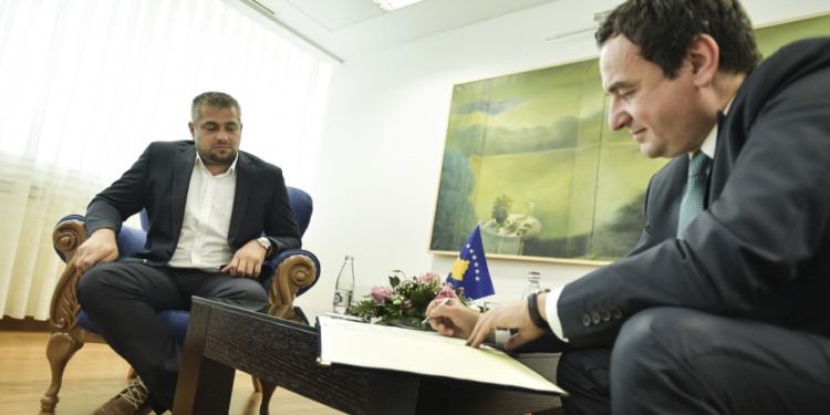 Andin Hoti kandidat për deputet me Lëvizjen Vetëvendosje, radhitet lart me numër nga partia e Kurtit