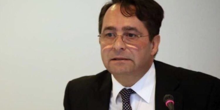 Peci: Heqja e masave nuk përbën sukses diplomatik