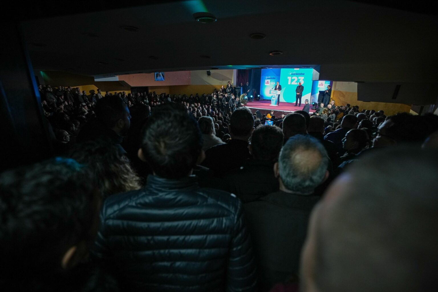 Abdixhiku: Vitia e përforcuar me mërgatën, një qytet i vendosur për ndryshim