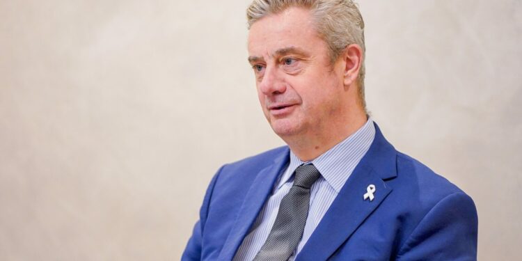 “Paqe, shpresë e harmoni”: Urimi i ambasadorit britanik për Kosovën në vitin 2026