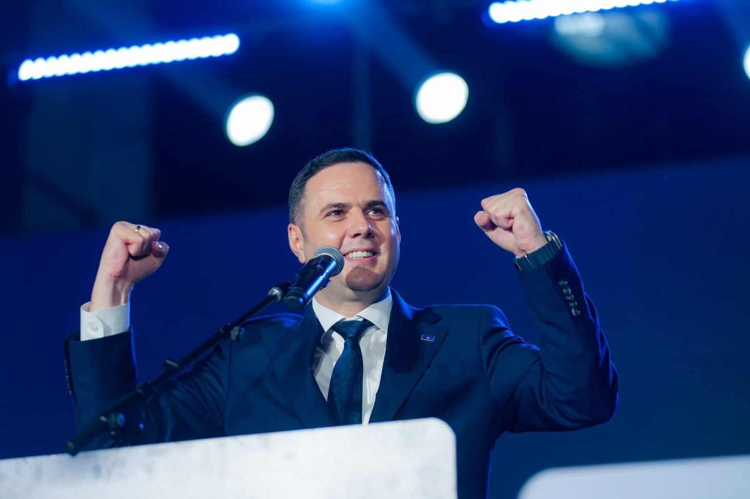 “1 miliard euro për çerdhe dhe shkolla” – Abdixhiku premton që shkolla të bëhet hapësirë zhvillimi, jo thjesht kujdes ditor