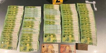 U kapën në flagrancë – krejt çka dihet për aksionin që çoi në arrestimin e gjashtë zyrtarëve shtetëror