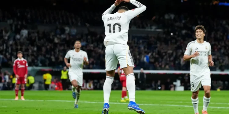 Kështu reagoi Cristiano Ronaldo kur Mbappe ia barazoi rekordin e tij