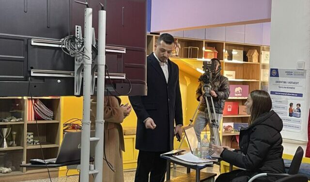 Djalit të ish-Presidentit Thaçi, Endritit i ndërrohet qendra e votimit, i caktohet në Graçanicë