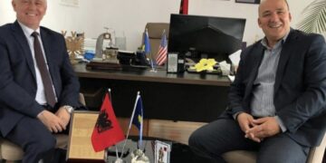 Një ditë pas zgjedhjeve, VV-ja dhe PDK-ja bëhen bashkë në Podujevë – Isak Shabani kryesues i Kuvendit