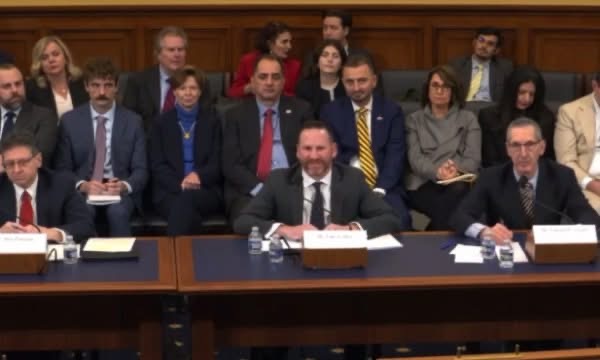 Joseph, Coffey, Primorac njëzëri në Senatin Amerikan: Po, Kurti është bllokues i proceseve