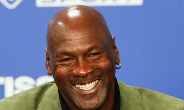 Legjendari Jordan: “Basketbolli s’është më si përpara”, ka kritika edhe për lojtarët e sotëm