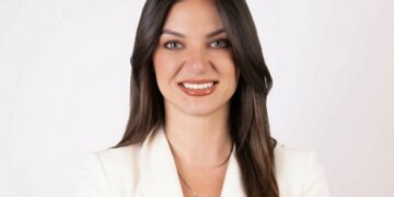 Kush është deputetja e zëshme e dy mandateve dhe nënkryetarja e GUXO, Jeta Statovci që po garon me numër 17 në listën e VV-GUXO