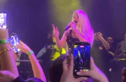 Era Istrefi pushton Londrën, ndez skenën me hitet e saj (video)