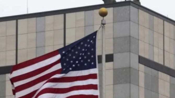 Ambasada e SHBA-së, pas mos-certifikimit të Listës Serbe: Përpjekje përçarëse e LVV-së