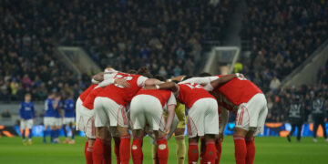 Tifozët e Arsenalit në ethe! Të jesh i pari në Krishtlindje nuk është gjithmonë gjë e mirë