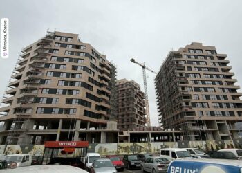 “Kullat Trinjake” të Troy Residence – Kryevepra e qytetit buzë lumit Ibër në prag të përfundimit, Mitrovicës po i jepin pamje të metropolit