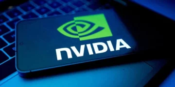 Nvidia po shqyrton rritjen e prodhimit të çipave H200 për shkak të kërkesës së fortë në Kinë, thonë burimet