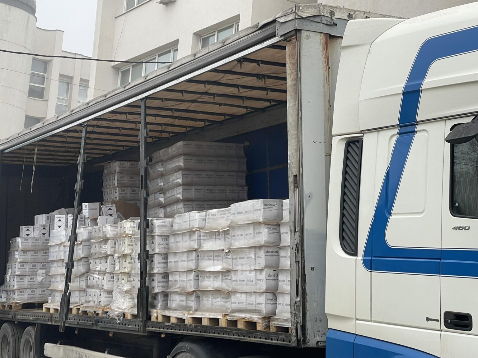 Italia dhuron 30 paleta dezinfektues për QKUK-në në vlerë 80 mijë euro