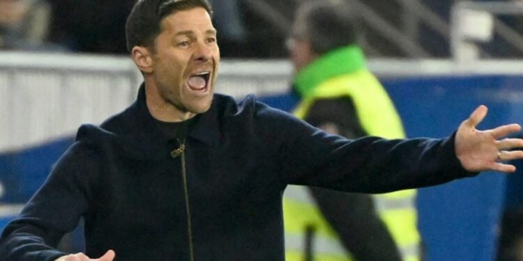 Lojtarët e Real Madridit e befasuan Xabi Alonson-in në zhveshtore, pas fitores ndaj Alavesh-it