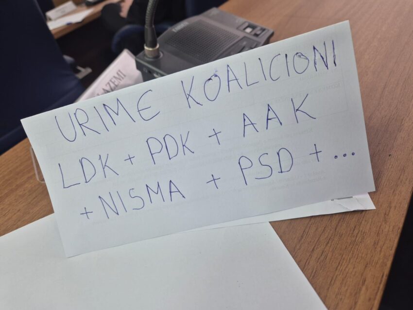 “Letër urimi” i VV-së për Përparim Ramën, Azemi: Ky është bashkim interesash personale e jo koalicion për qytetin