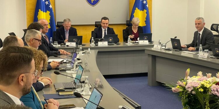 Qeveria miraton vendime preliminare për shpronësime në disa projekte infrastrukturore